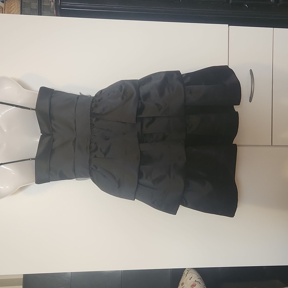 BCBG COCKTAIL DRESS - Picture 4 of 6